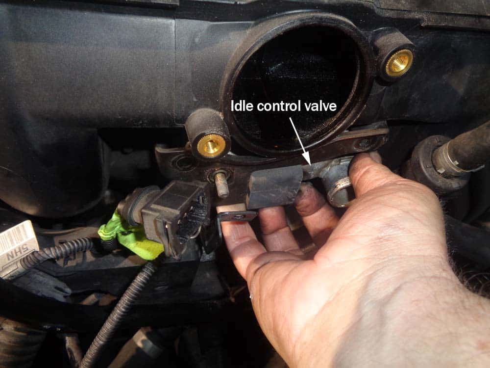 See C2556 repair manual